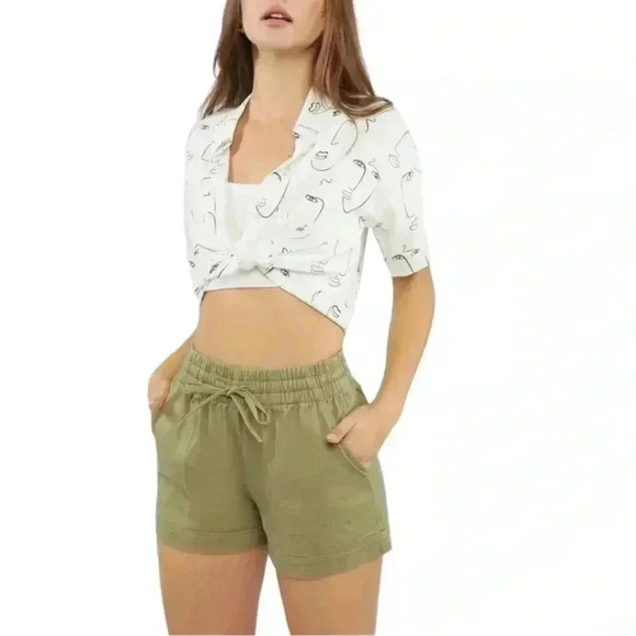 Forever 21 Pants - FOREVER 21 Tie-Waist Twill Shorts